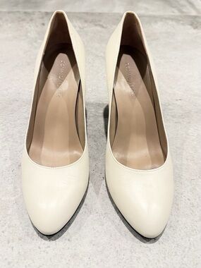 Donald J. Pliner Cream Leather Pointed-Toe Pumps